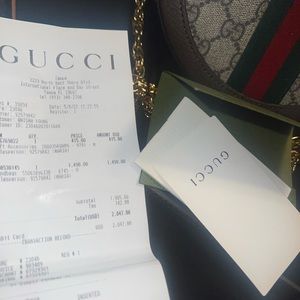Authentic Gucci Crossbody with gold hardware